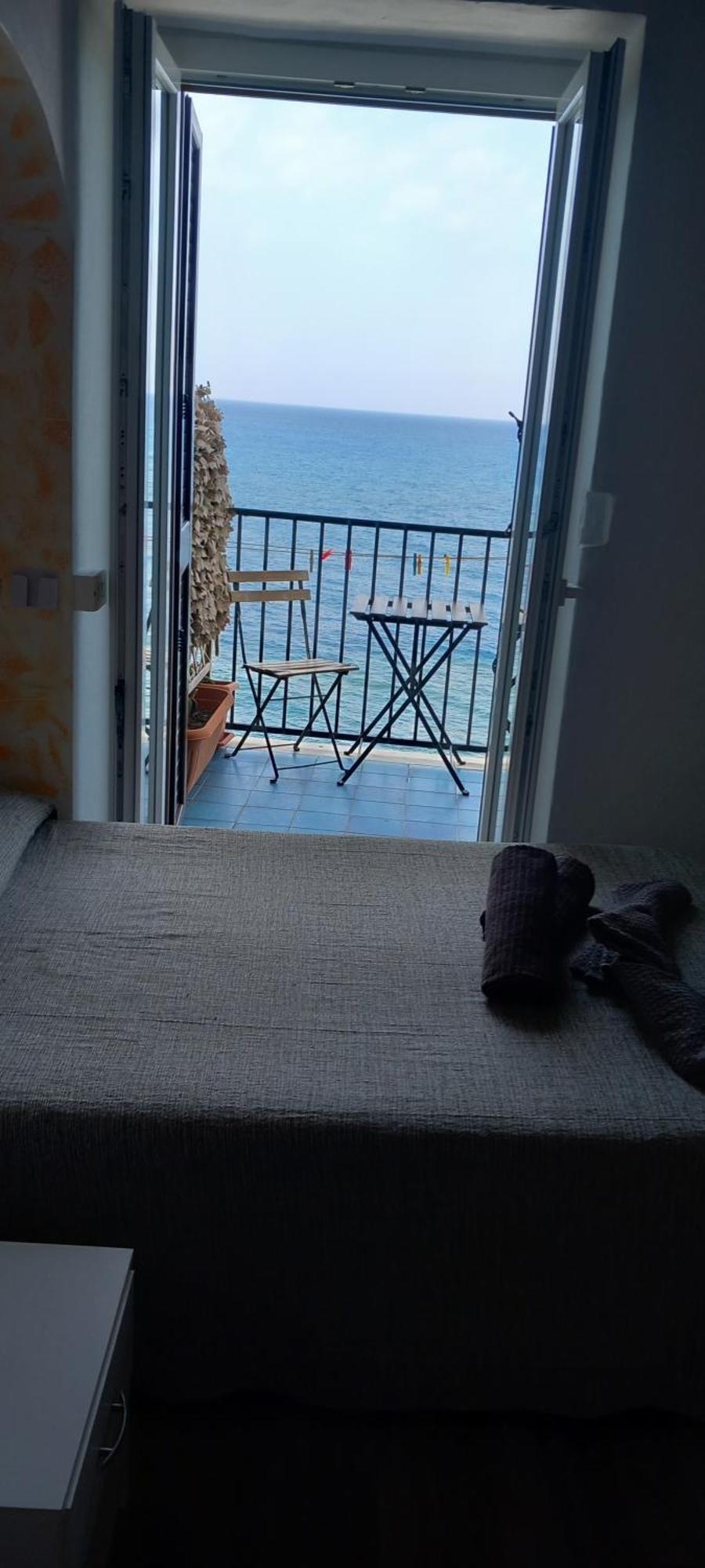 Ammaresiamo Ltb Hotel Чефалу Екстериор снимка